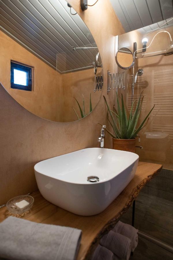 Philos Guesthouse มากรินิตซา ภายนอก รูปภาพ