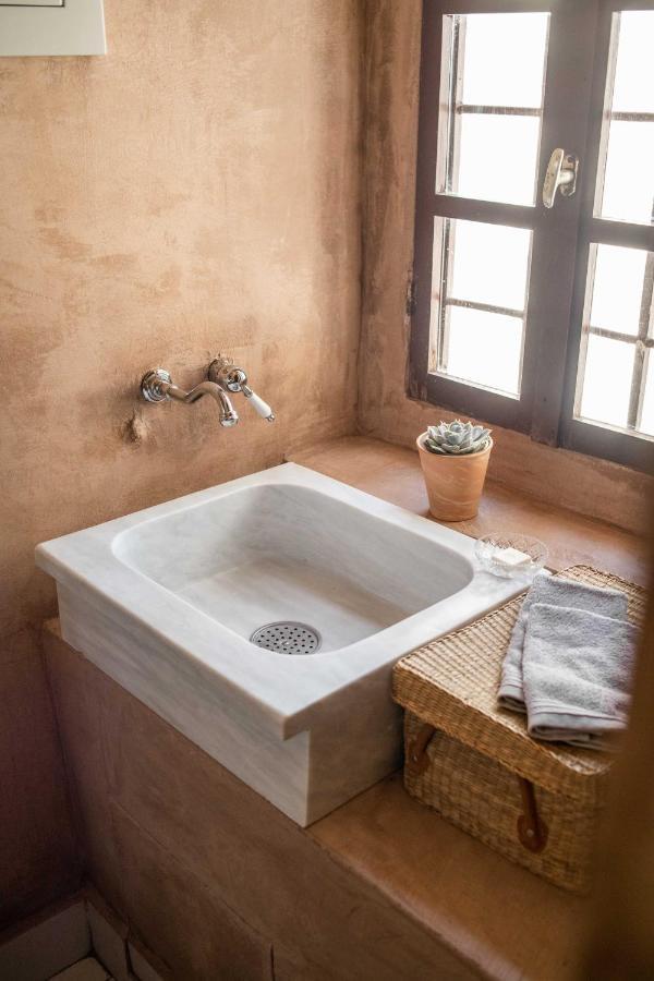Philos Guesthouse มากรินิตซา ภายนอก รูปภาพ